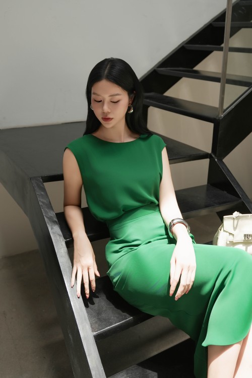 Sixdo Green Silk Sarong Skirt